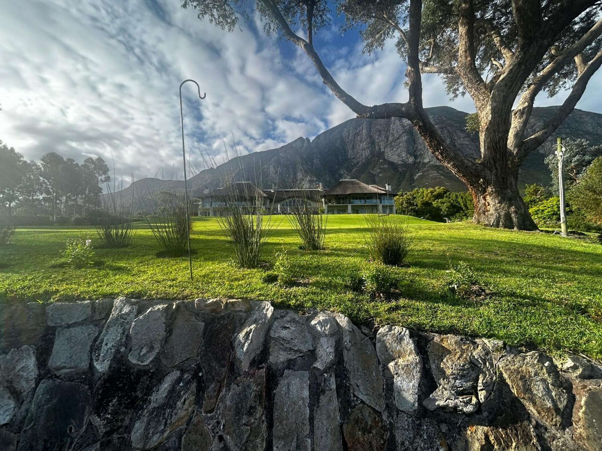 The Thatch House Boutique Hotel, Hermanus Exterior photo