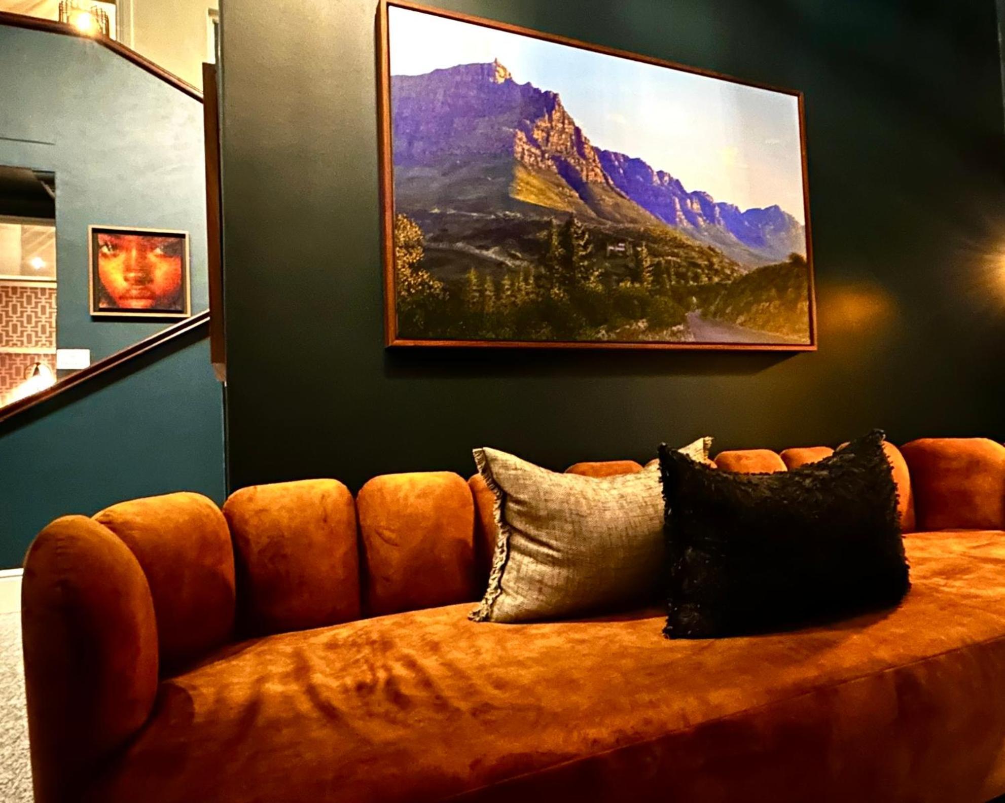 The Thatch House Boutique Hotel, Hermanus Exterior photo